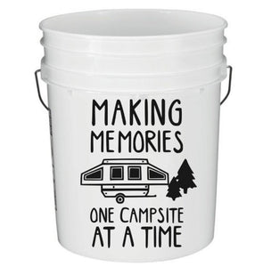 Making memories Pop-up Camper Vinyl Decal - Thought Bubble Studio